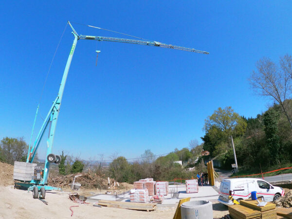 CATTANEO CM73, samopostavljivi gradbeni žerjav