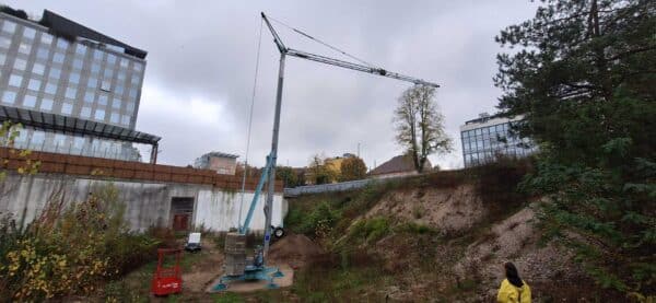 CATTANEO CM73, samopostavljivi gradbeni žerjav