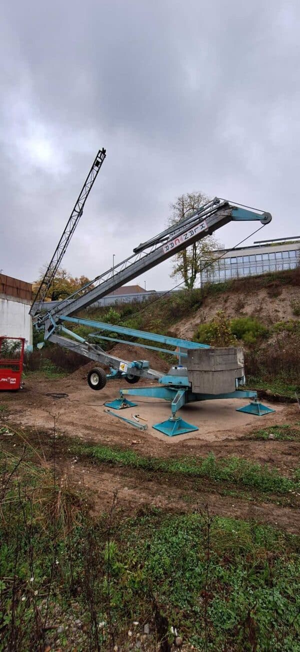 CATTANEO CM73, samopostavljivi gradbeni žerjav