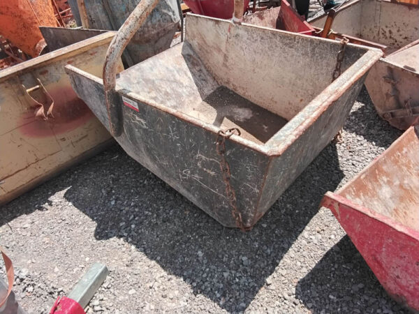 Posoda za ruševine, 1500 L