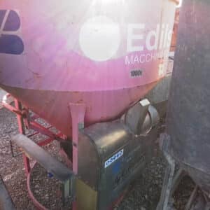Posoda za beton z vibratorjem, 1000 L