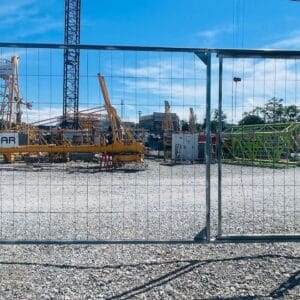 Rabljeni panel ograde s integriranim vratima