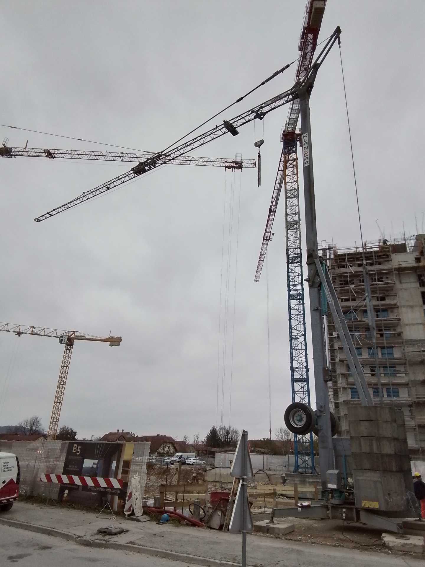 Vicario 187.7, samopostavljivi gradbeni žerjav - slika 2