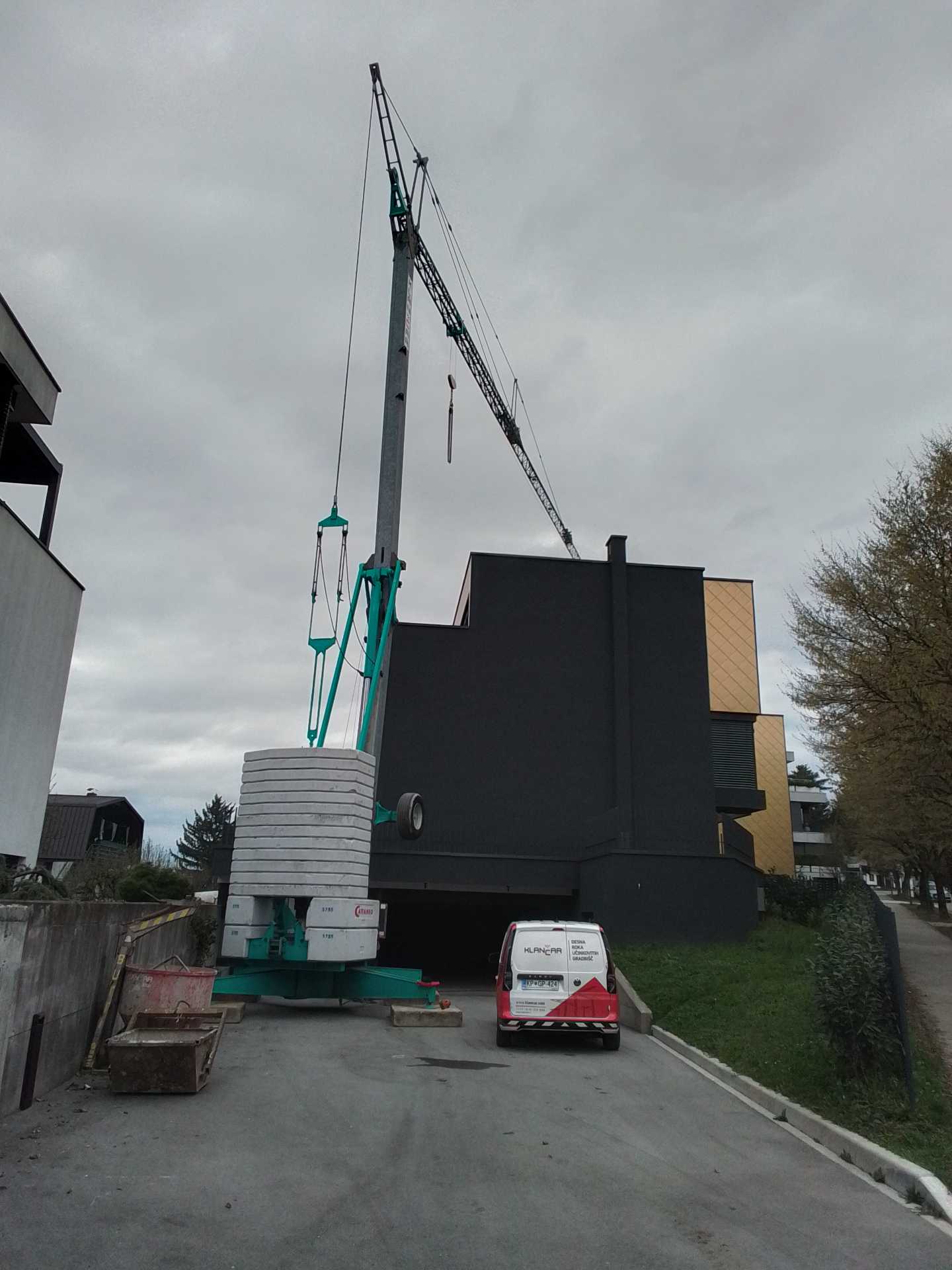 Cattaneo CM82S4, samopostavljivi gradbeni žerjav - slika 3