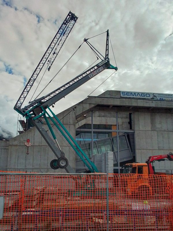 Demontaža vetrovnik Žirovnica